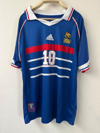 🕰️ Caja Misteriosa Mystery Retro - Camisetas Legendarias del Pasado